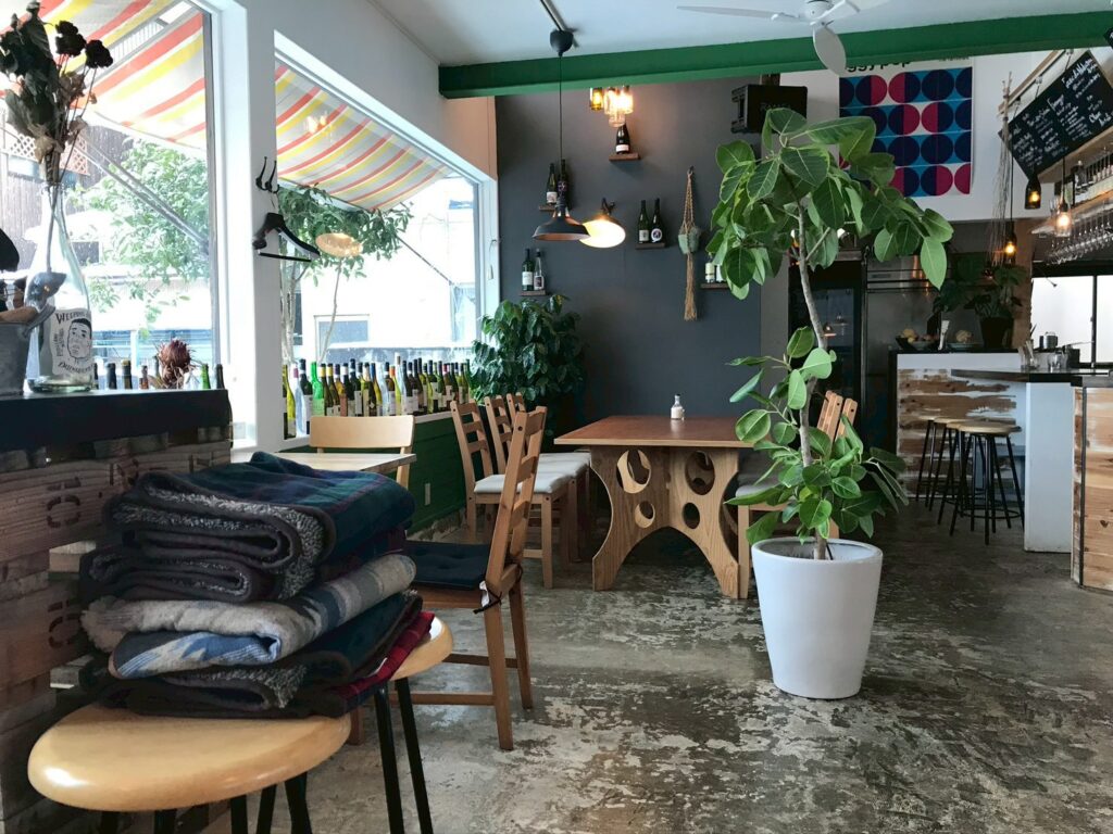 隠岐の島　店舗　リノベーション事例　空き家活用　起業　飲食店　カフェ