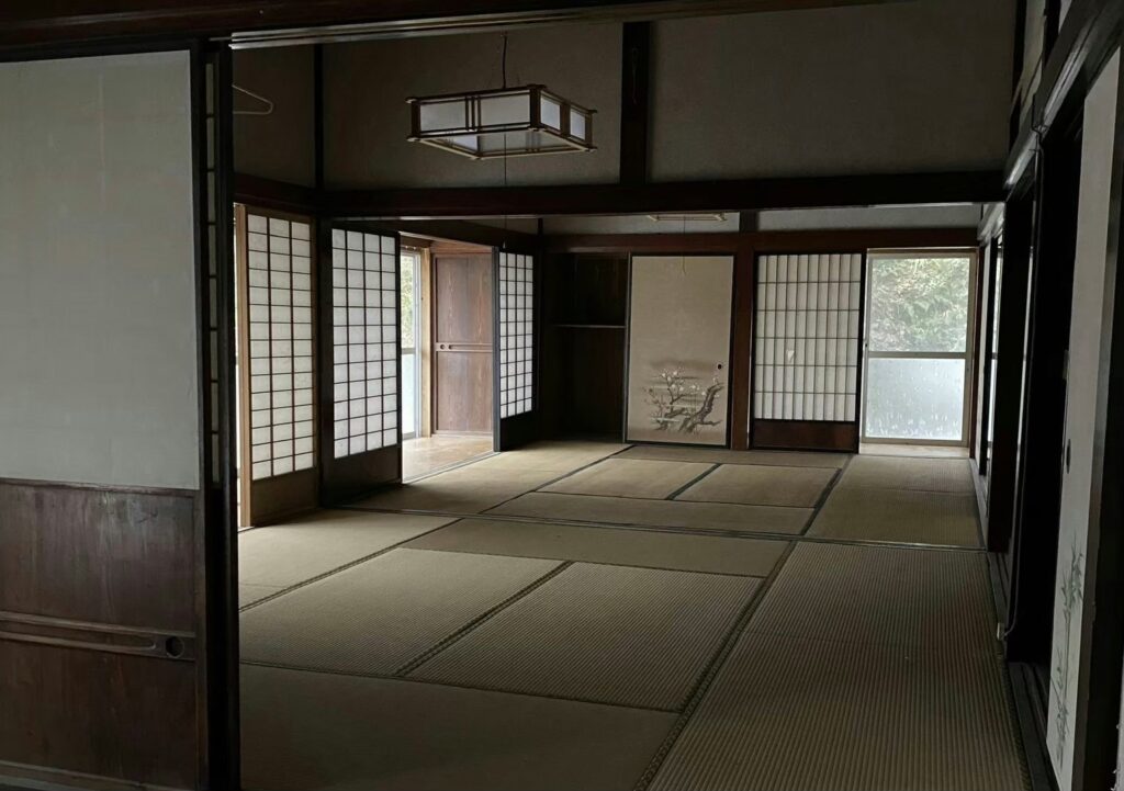 隠岐の島　古民家　リノベーション事例　空き家活用　起業　宿泊施設　創業　補助金　雇用拡充